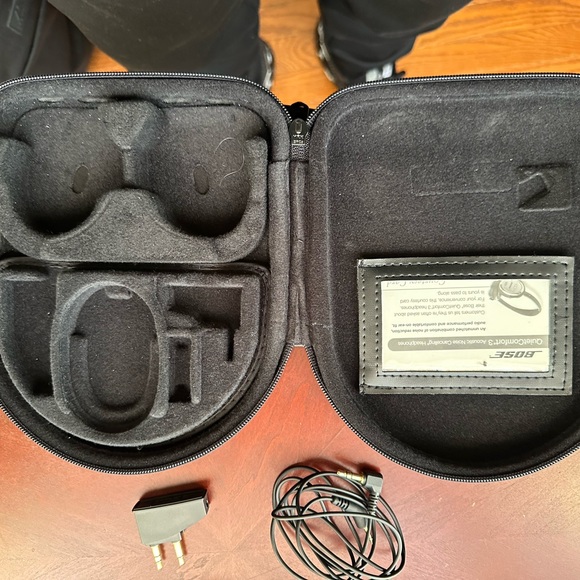 Bose Quiet Comfort 3 Headphones USED - Picture 4 of 7